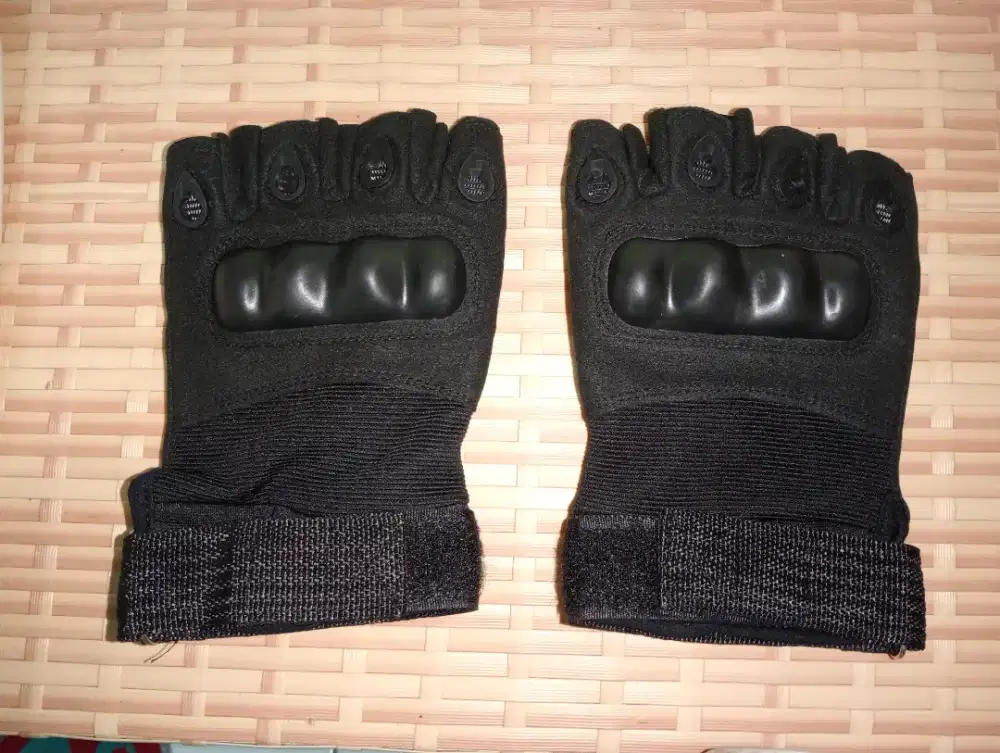 Sarung tangan motor