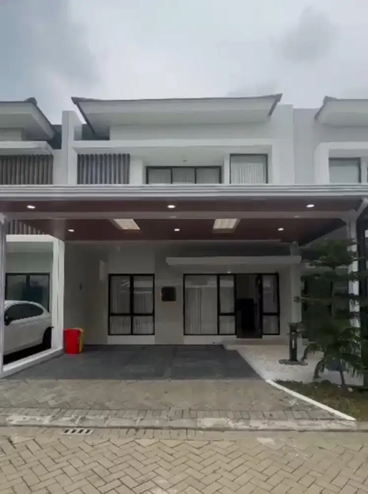 Dijual Rumah 2 Lantai Baru dn Mewah di OCBD