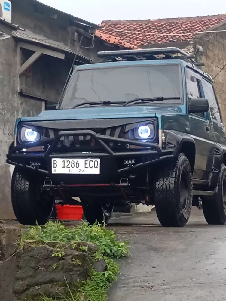 Daihatsu Feroza 1996 Bensin