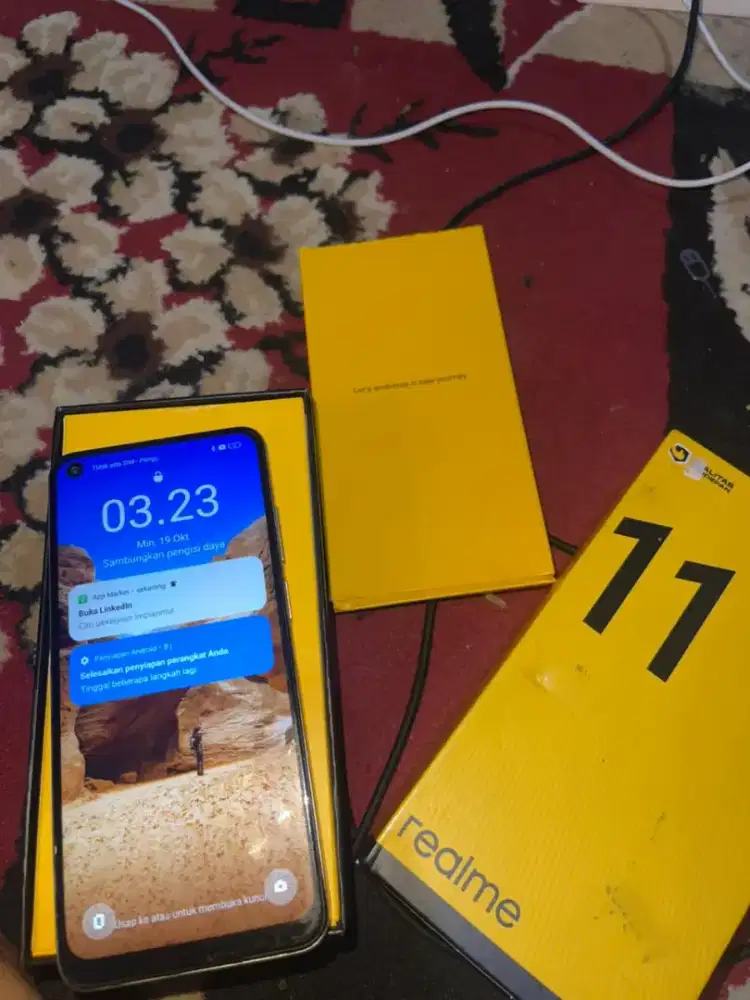 realme 11 8/256