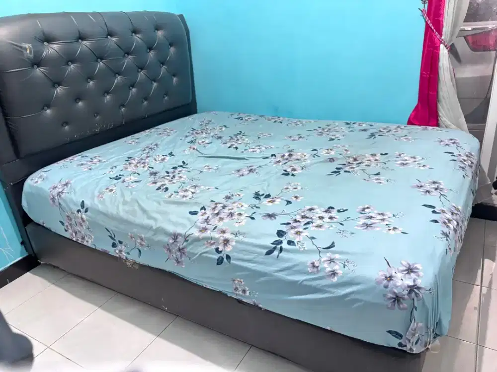 Jual dipan / alas kasur plus sandaran murah uk 160
