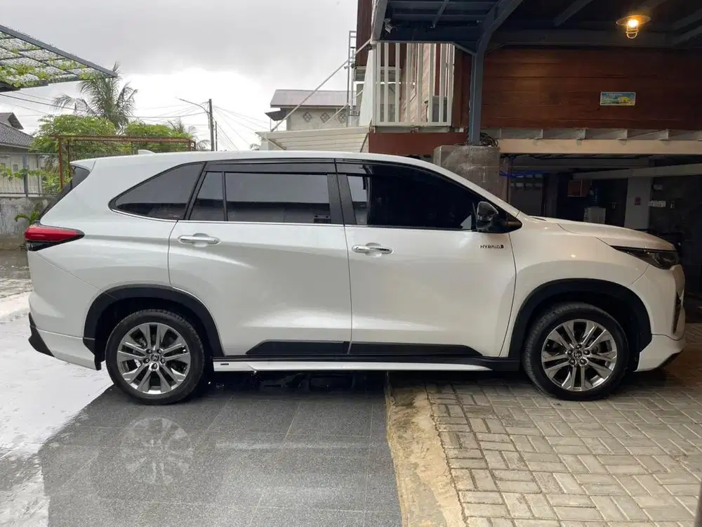 2023 Toyota Innova Zenix Q Hybrid Modellista