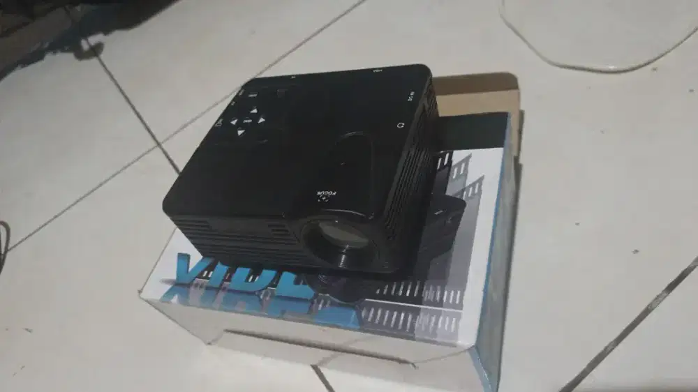 Projector H80 LED Mini