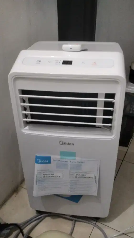 Ac portable Midea 1/2 PK