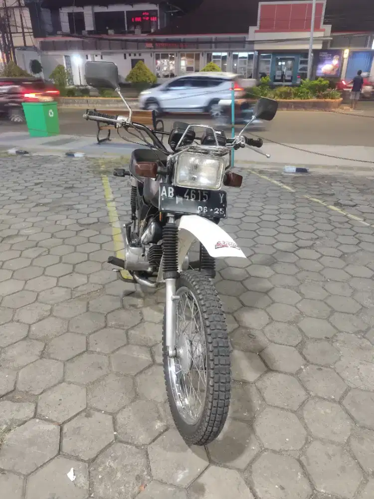 Suzuki A100 lengkap