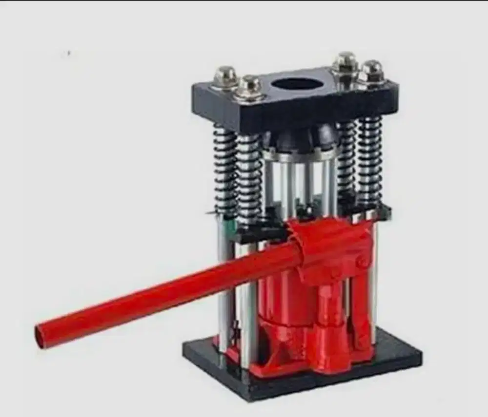 Dibutuhkan operator press selang