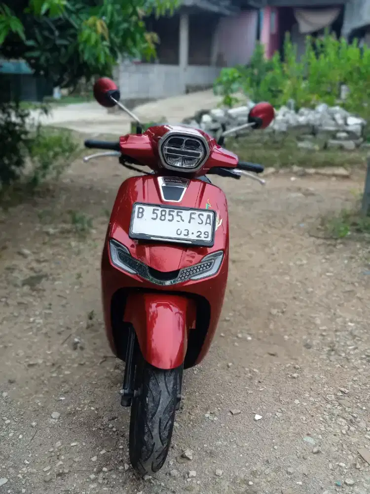 Dijual honda stylo warna merah 160cc type abs