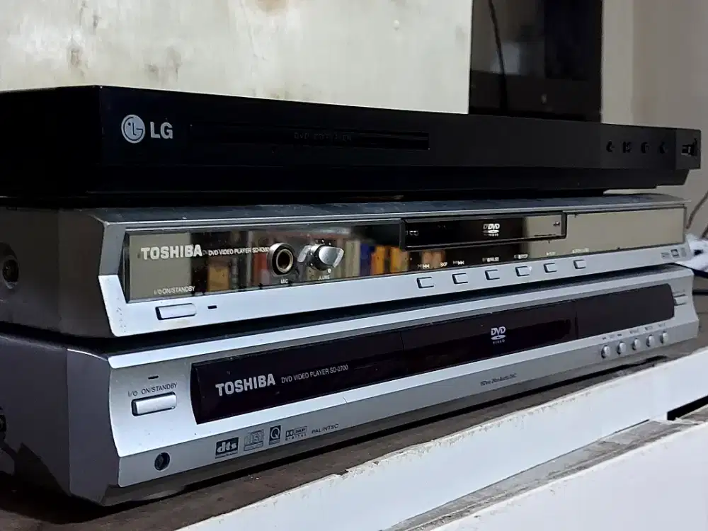 DVD Samsung dan Toshiba