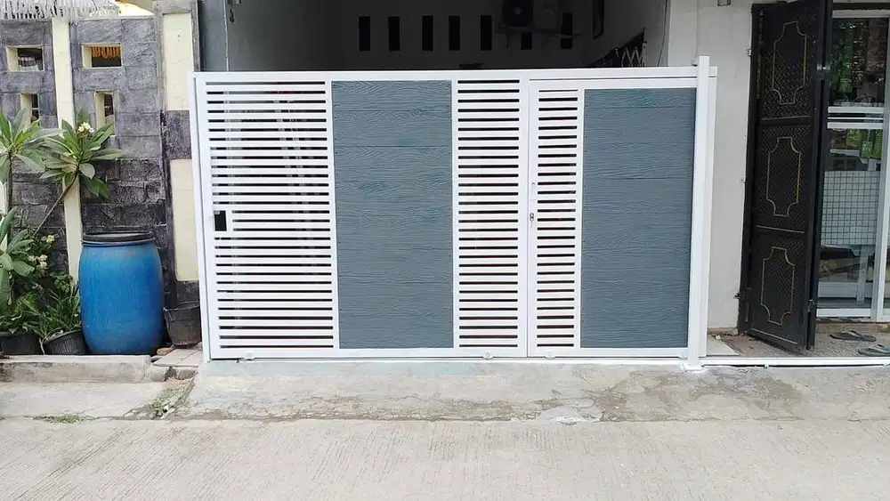 Pintu gerbang pagar minimalis