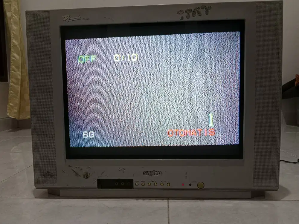Dijual tv tabung flat Sanyo 21