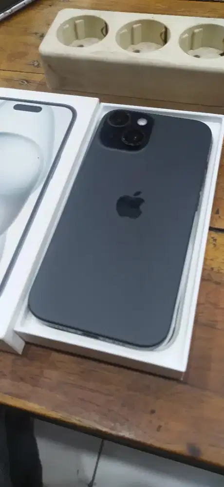 iPhone 15 128gb IBOX