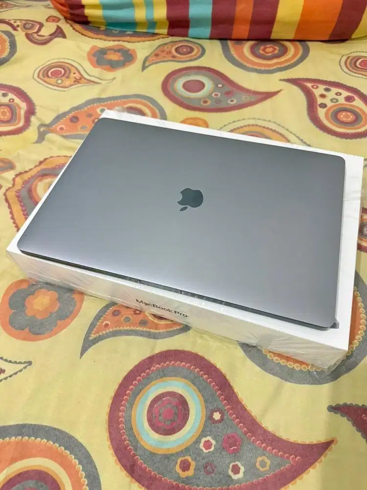 Macbook Pro 16” 512GB iBox