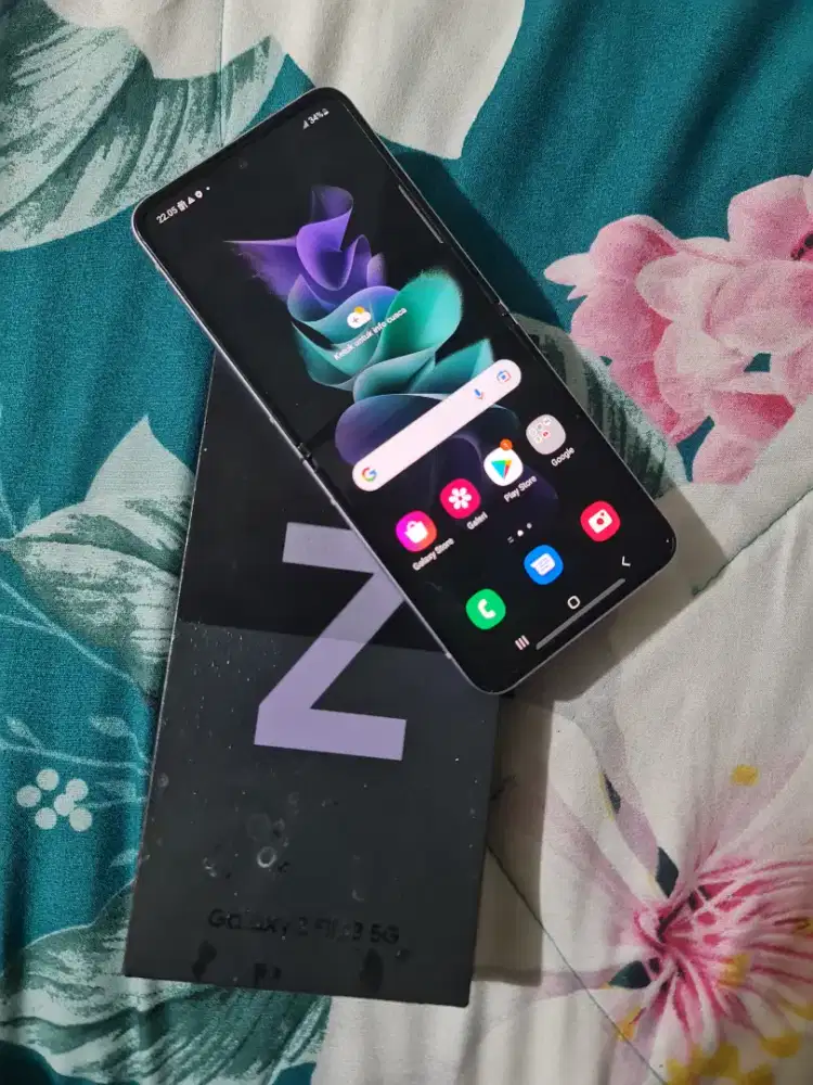 Samsung Z flip 3 5G 8/256gb fullset