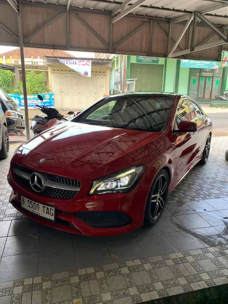 MERCEDES-BENZ CLA C200 2017