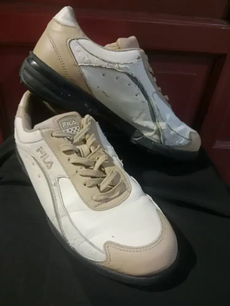 sepatu second FILA