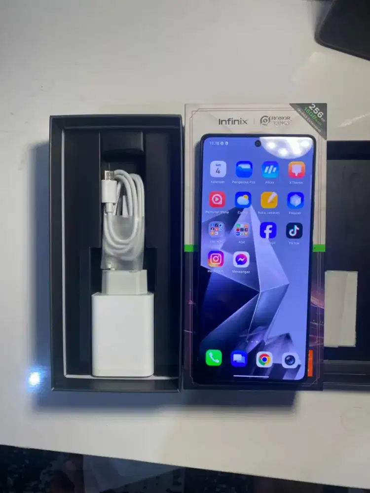 INFINIX NOTE 40S 8/256GB RESMI