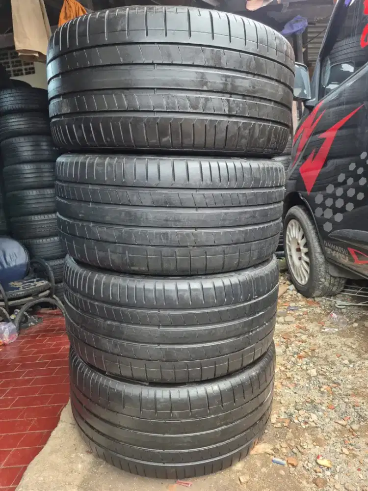 Ban copotan mercy Gle pirreli pzero M0 315/40 R21 90% 2022..4pcs