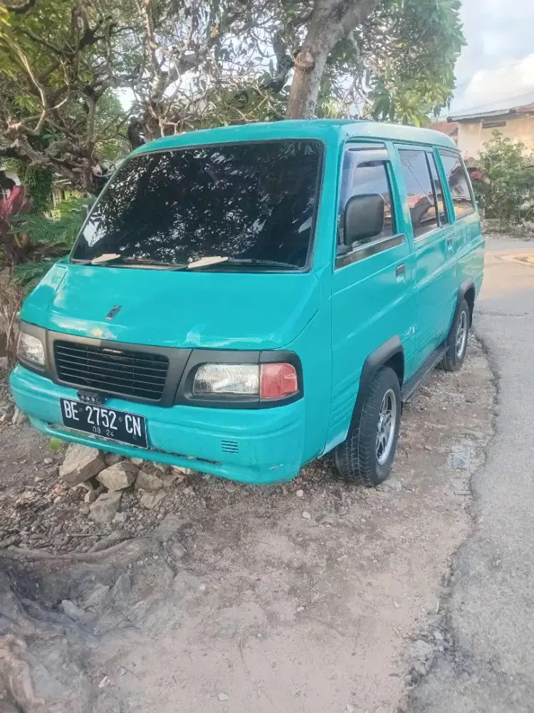 Midsubisi colt 1.3 minibus baris 3