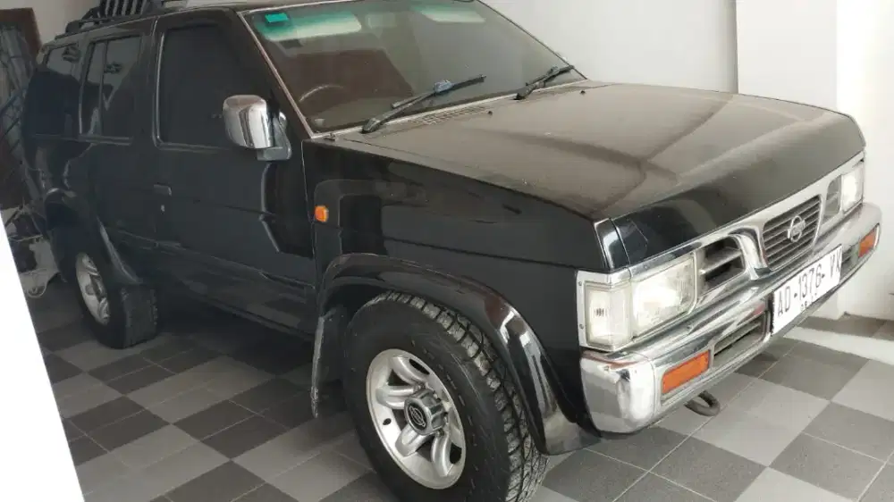 Jual NISSAN TERANO type Spirit 2.4 Bensin (terawat ex dokter wanita)