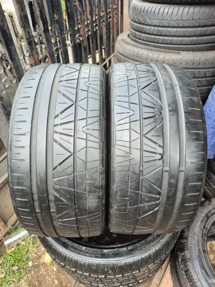 Ban copotan BMW Nitto invo 275/35 R20 80% 2022..2pcs