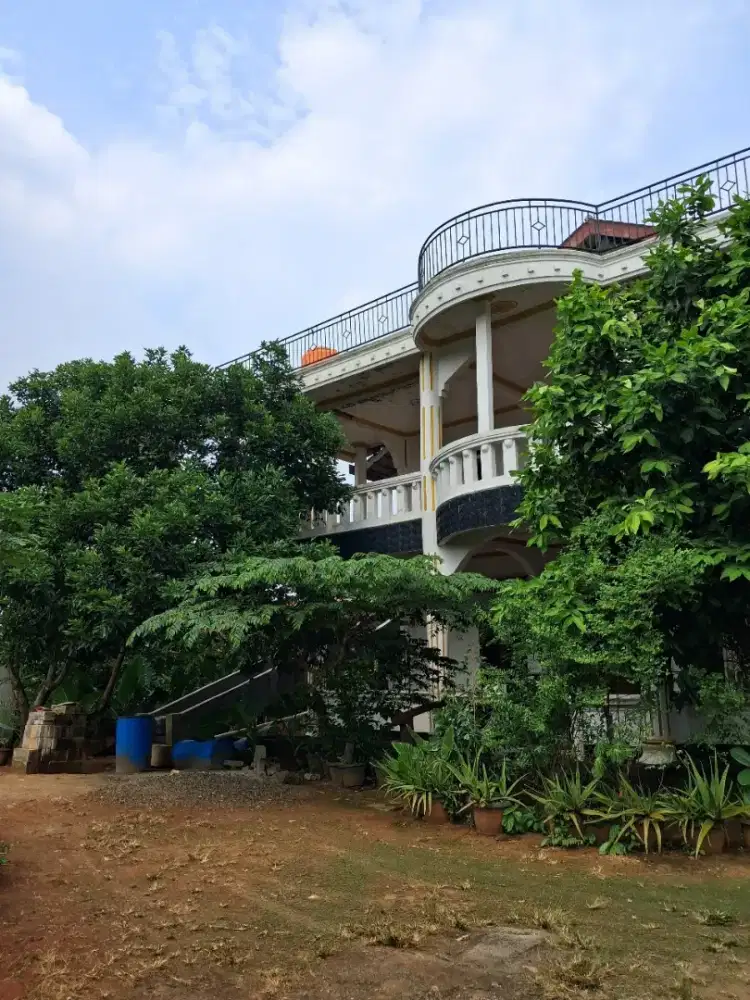 SEWA RUANG USAHA EKSKLUSIF 240 M2 DI DEPOK