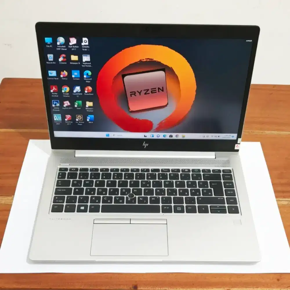 Laptop Gaming Touchscreen Ryzen5 Ram 8gb ssd 256gb Hp 745R5