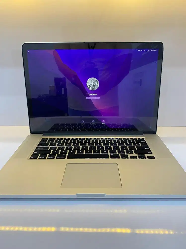 Macbook Pro Retina 15 Inch Corei7