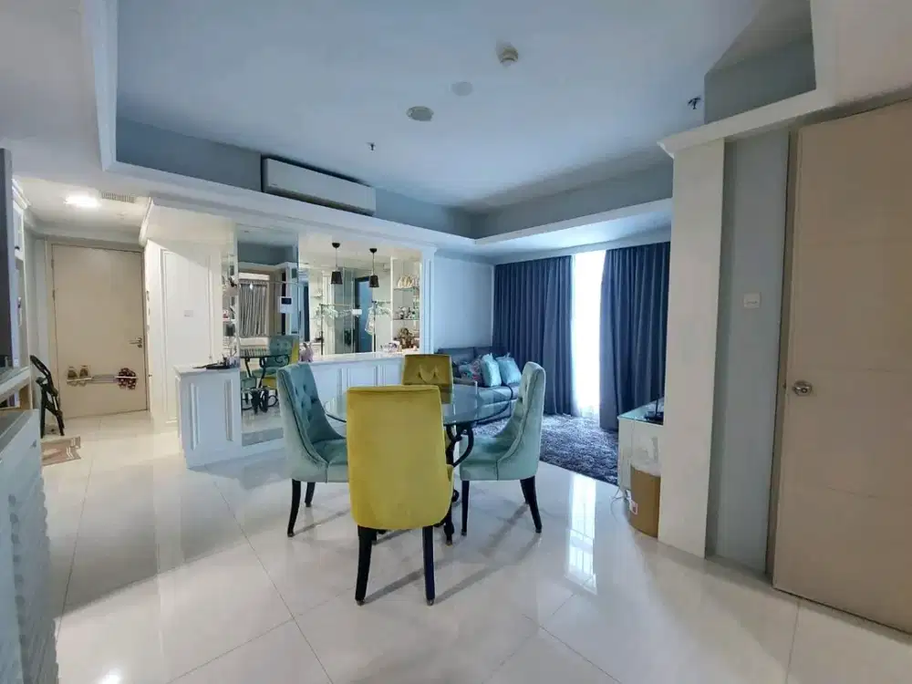 Condominium diatas Pakuwon Mall La Viz 3br private lift