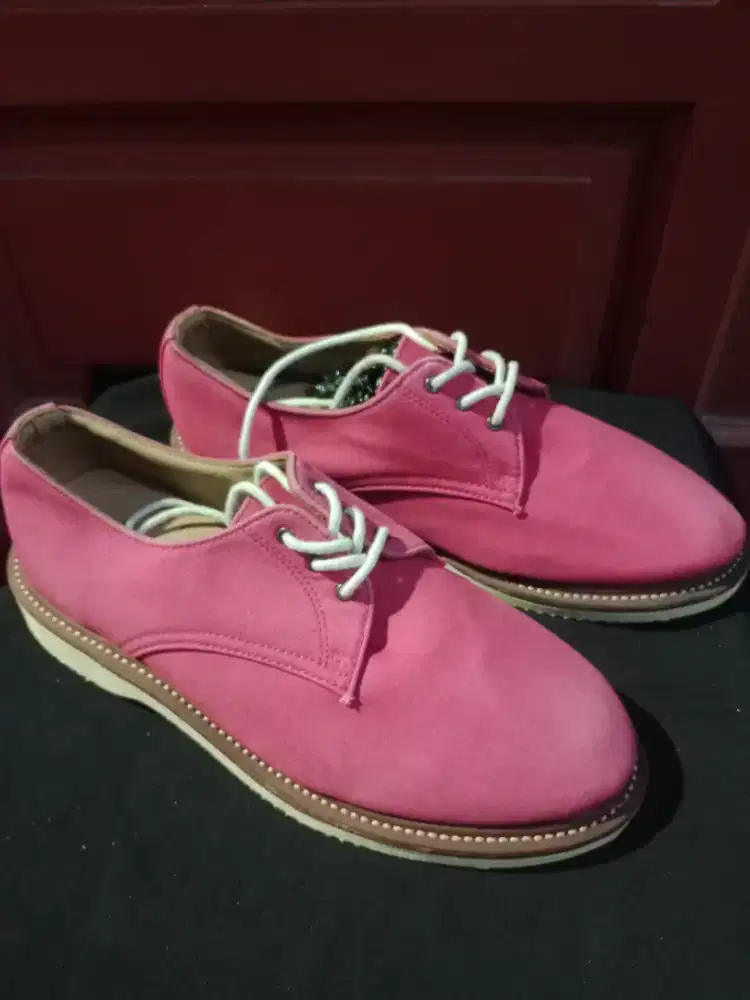 sepatu safety Dr Martens