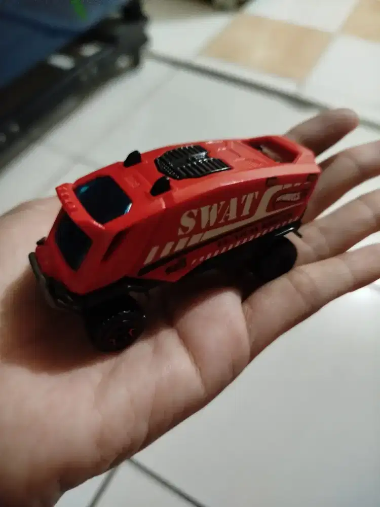 Hotwheels Mobil Mainan