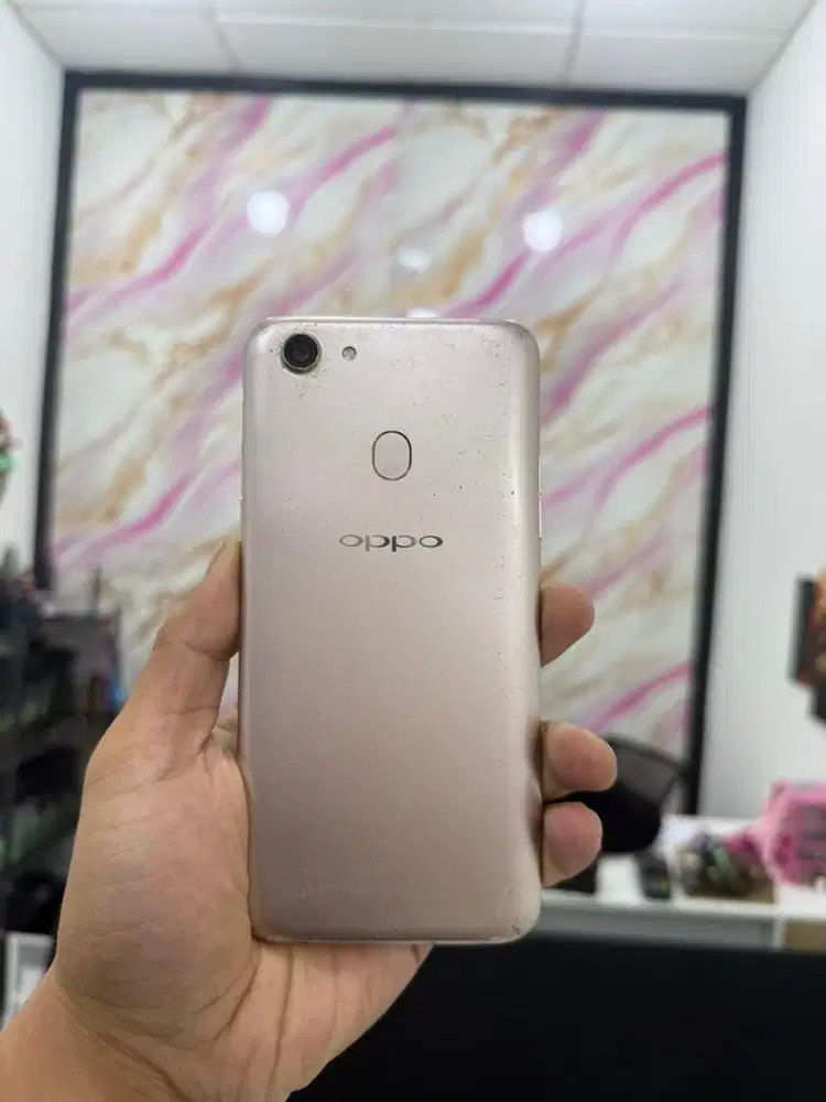 Oppo F5 4/32gb (batang) kondisi normal no minus NEGO TIPIS