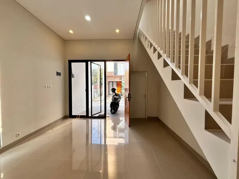 Rumah Slasr Dekat Stasiun Depok Lama, Murah Mewah, Baru di Kota Depok, Jual Dijual