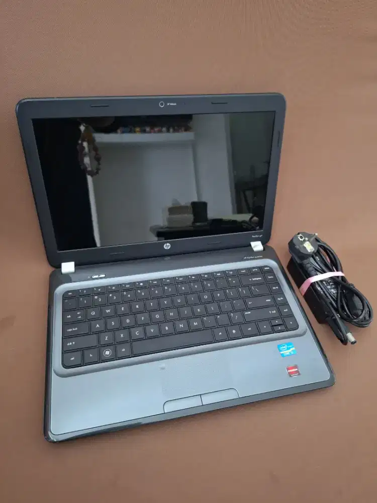 LAPTOP HP PAVILION G SERIES // PAVILION G4