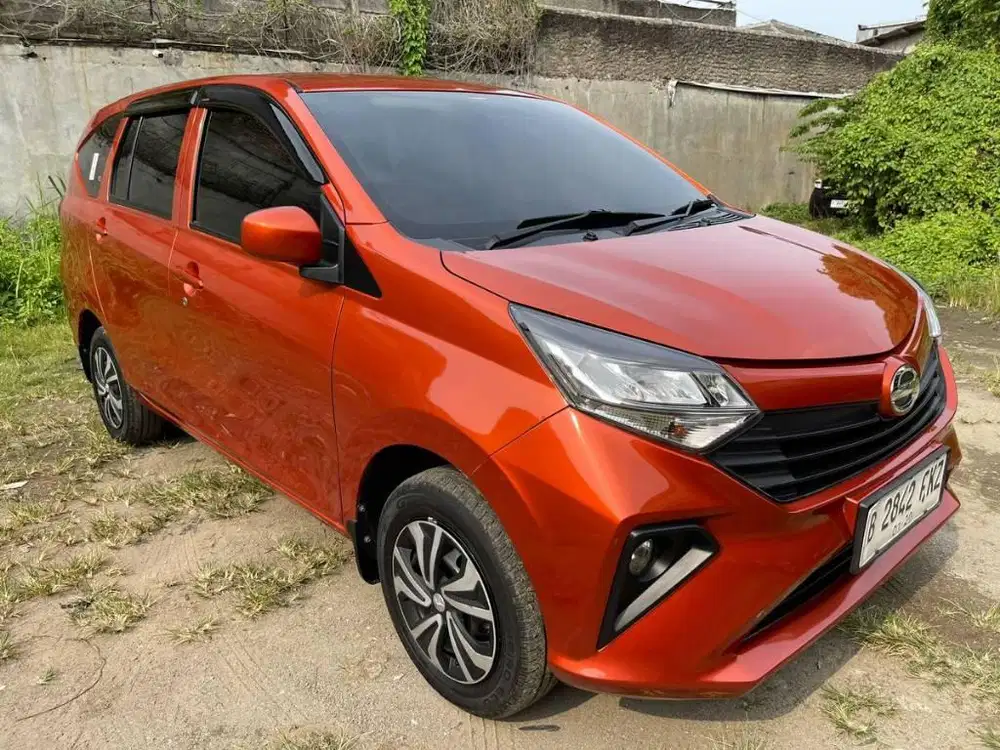 sigra manual mt 2023 km low