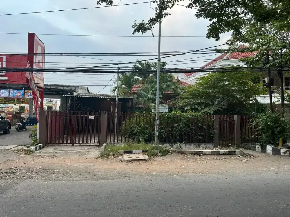 Dijual Rumah Komersial Nol Jalan Raya Tenggilis Mejoyo Dekat SHELL