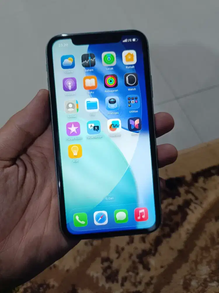 iPhone 11 64GB Fullset