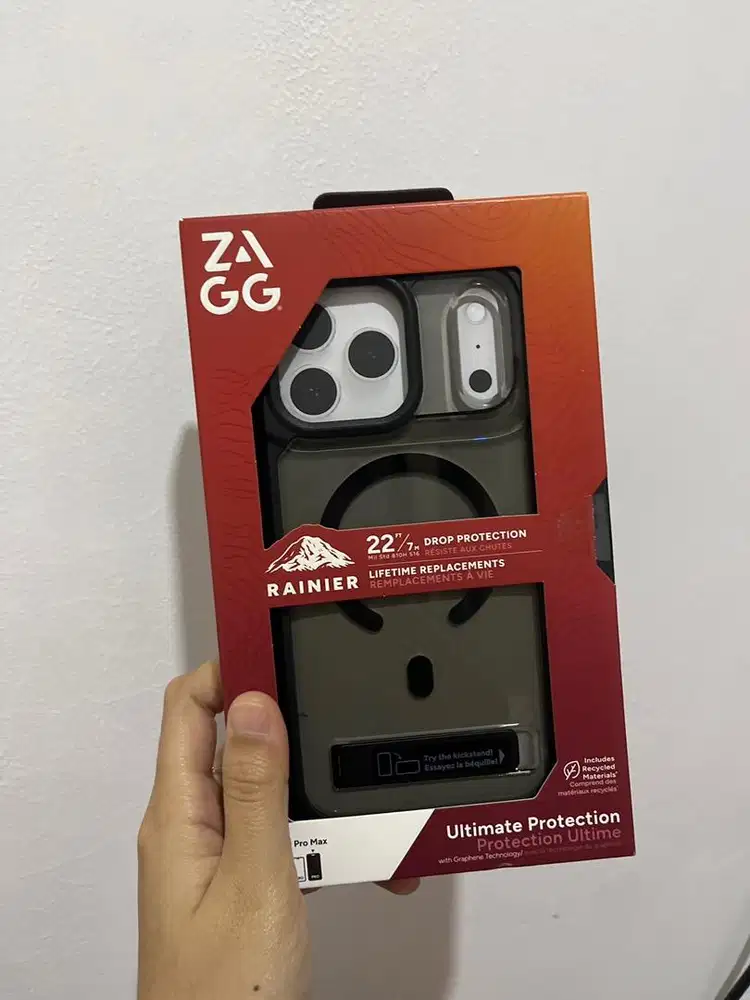 ZAGG Rainer Snap Magsafe Kickstand Case iPhone 17 Pro Max