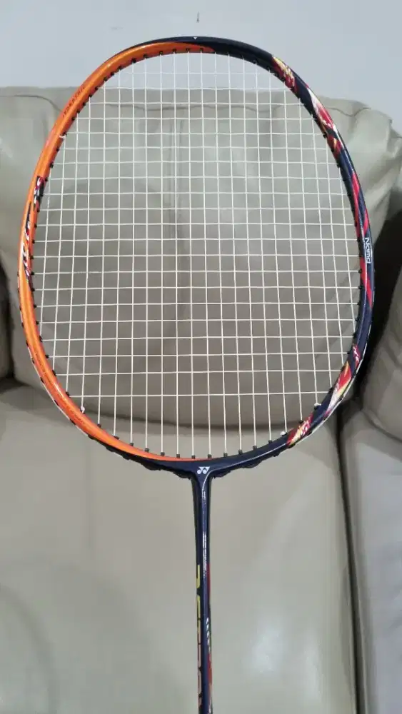 Raket Bulutangkis Astrox 99