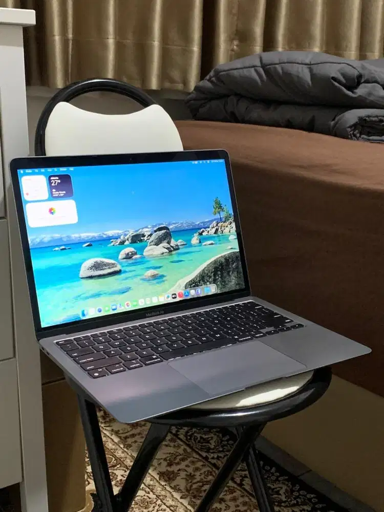 Macbook Air 2020 M1 8/256
