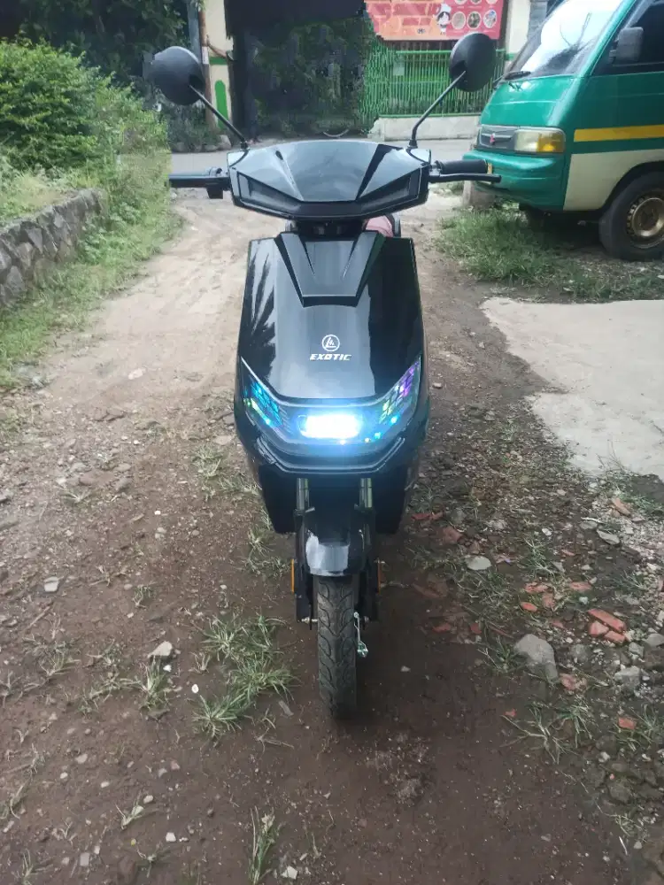 Exotic varilux sr Sepeda listrik spek motor listrik