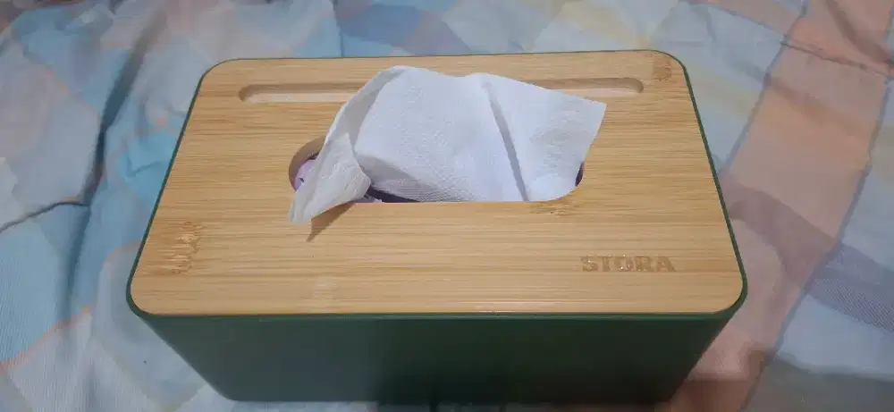 Kotak Tisu Dengan Phone Holder