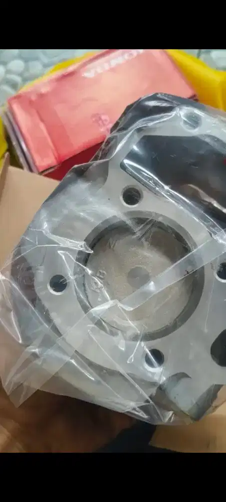 Jual bllok seher  satu set dangan piston vario 110