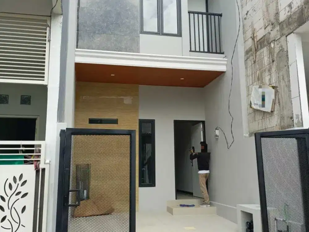 ! Rumah Gress 2 Lt Dekat UPN Tinggal Bawa Koper Saja!