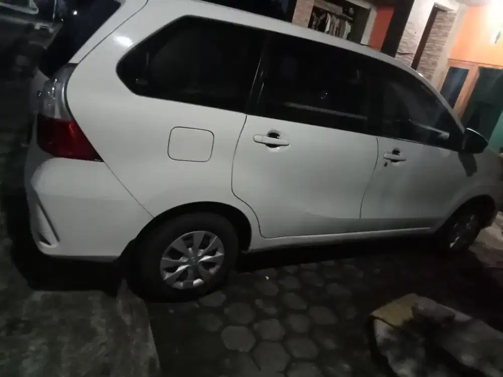 Rental mobil/ Carter wisata/ ziarah
