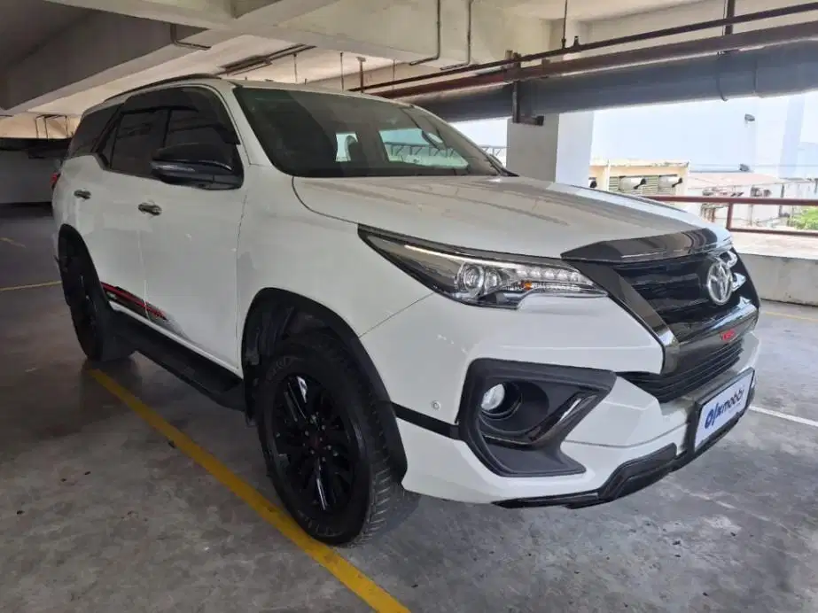 PROMO Toyota Fortuner 2.4 4x2 VRZ TRD Solar-AT 2020 VJD B