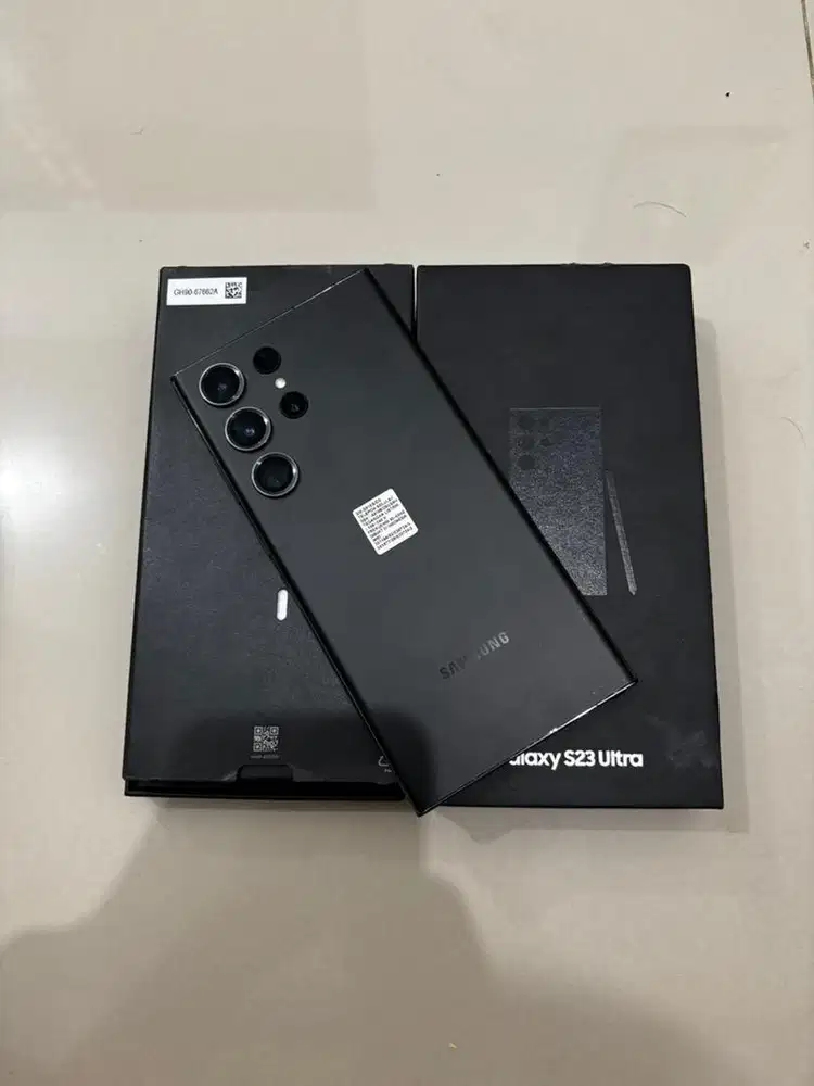 Samsung S23 Ultra 12/256 GB Sein