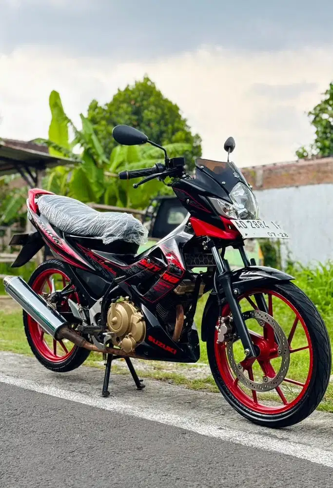 Suzuki Satria F150 SE Blackfire Original