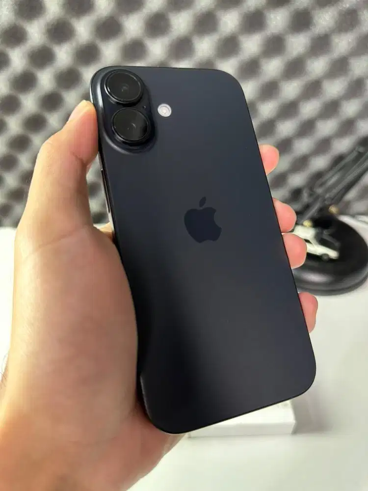 iPhone 16 128gb Black iBox