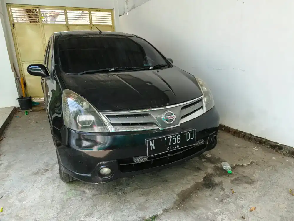 Grand livina XV 2011 automatic