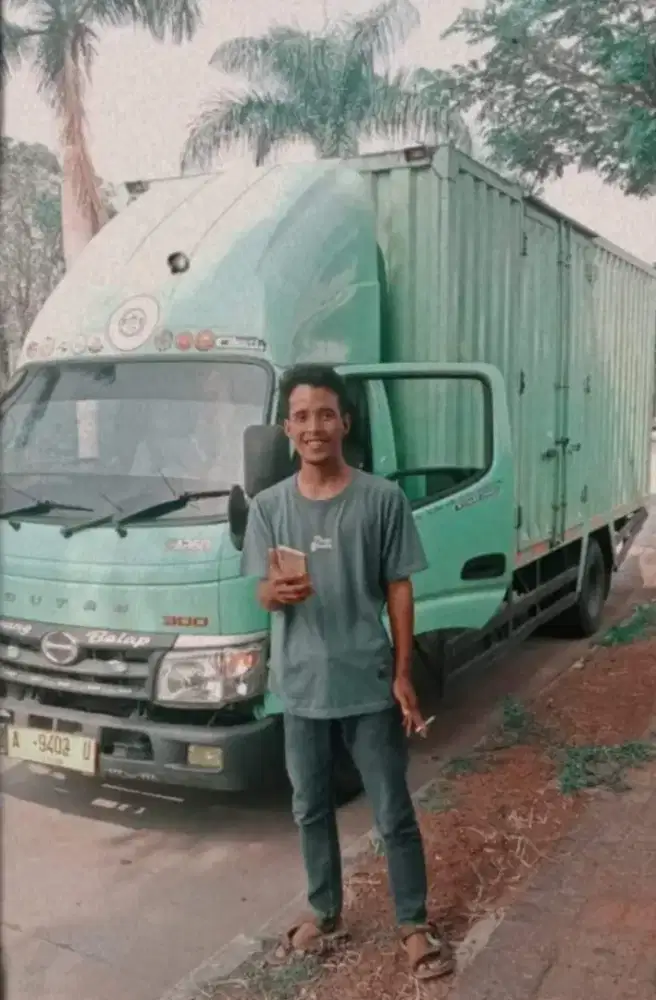 Mencari pekerjaan driver sim B1